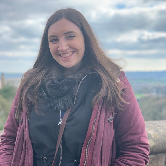 Meet your Posher, Jessica - Picture 2 of 4